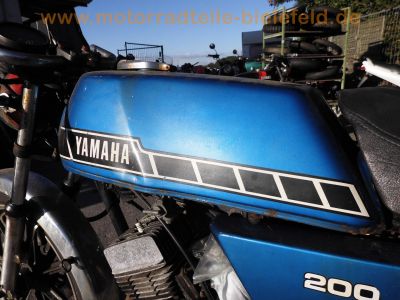 Yamaha_RD200DX_1E8_blau_Zweitakt-Zweizylinder_-_wie_RD_DT_TZ_80_125_175_200_250_350_400_43.jpg