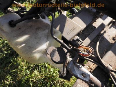 Yamaha_YP250_MAJESTY_250_4UC_4T_LC_Roller_Scooter_Ersatzteile_Teile_spare-parts_spares_41.jpg