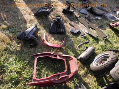 Yamaha_YP250_MAJESTY_250_4UC_4T_LC_Roller_Scooter_Ersatzteile_Teile_spare-parts_spares_49.jpg