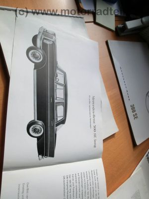 Mercedes-Benz_Werbe-_Verkaufs-Prospekt_Info-Broschuere_Katalog_Brochure_Catalog_Catalogue_Flyer_Folder_Hochglanz-Prospekt_14.jpg