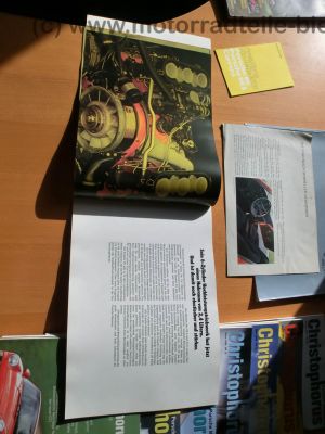 Porsche_Zeitschriften_Werbe-_Verkaufs-Prospekt_Info-Broschuere_Katalog_Brochure_Catalog_Catalogue_Flyer_Folder_Hochglanz-Prospekt_7.jpg