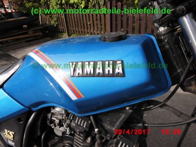 Yamaha_XS400_DOHC_12E_YICS_TWIN_blau_original_Auspuff_12E-14711_und_14721_nur_20500km-41.jpg