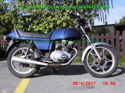 Suzuki_GSX250E_GS25x_blau_Twin_Oldtimer_original_Auspuff_–_wie_GSX400E_GS40X-29.jpg