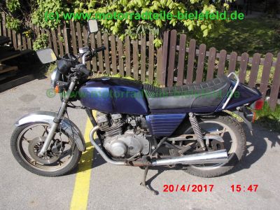 Suzuki_GSX250E_GS25x_blau_Twin_Oldtimer_original_Auspuff_–_wie_GSX400E_GS40X-5.jpg