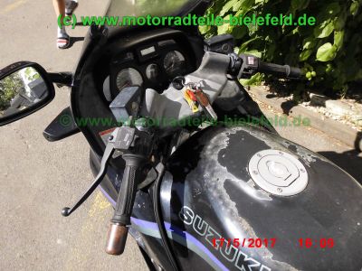 Suzuki_GSX1100F_GV72C_Karl_1127ccm_Motor_V708_Original-Zustand_GIVI_Topcase-Traeger_Teile_Ersatzteile_parts_spares_spare-parts_ricambi_repuestos_wie_GSX750F_GR78A-57.jpg