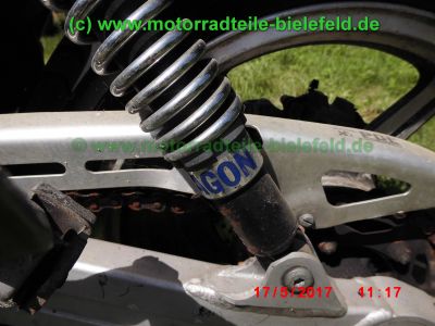 Kawasaki_ZR550B_Zephyr_rot_Gepaecktraeger_HAGON_Federbeine_48PS_Drosselung_Alpha-Technik-82.jpg