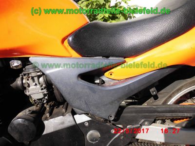 Kawasaki_ZR-7_ZR7_S_ZR750F_48PS_u_76PS_orange_Streetfighter_Superbike-Lenker_Doppel-Scheinwerfer_KOSO-Tacho_Sport-Auspuff_TAKKONI_mit_dB-Killer_Magura_Bremse-36.jpg