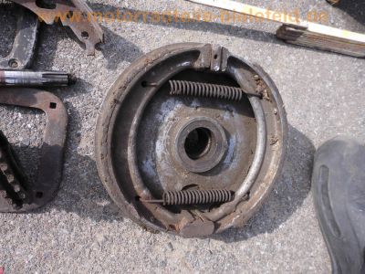 Oldtimer_Veteranen_Ersatzteile_spare-parts_spares_Mix_05_130_.jpg