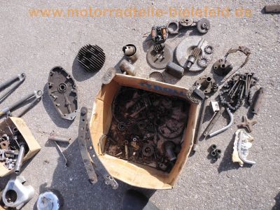 Oldtimer_Veteranen_Motor-Teile_engine_spares_spare-parts_108_.jpg