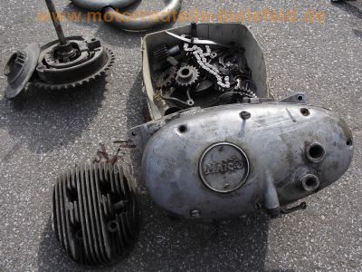Oldtimer_Veteranen_Motor-Teile_engine_spares_spare-parts_198_.jpg