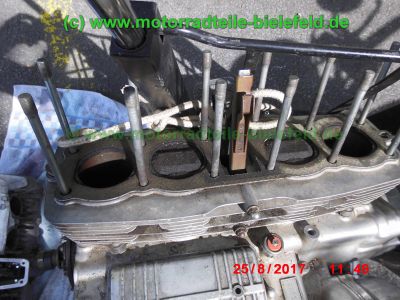 Honda_CB750KZ_RC01_EZ79_blau_teilzerlegt_original_4-4_Auspuff_Sankei_2043_-_Teile_Ersatzteile_parts_spares_spare-parts_ricambi_repuestos_wie_CB_750_900_KZ_F_F2_Boldor_RC04_SC01_SC09-49.jpg
