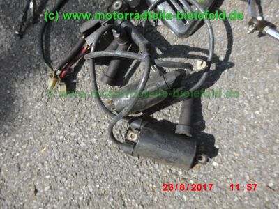 Honda_CB650C_RC05_schwarz_zerlegt_4-1_Auspuff_BSM_A96_6_CD1_1025_Motor_RC03E_-_Teile_Ersatzteile_parts_spares_spare-parts_ricambi_repuestos_wie_CB_650_C_RC03_RC08-52.jpg
