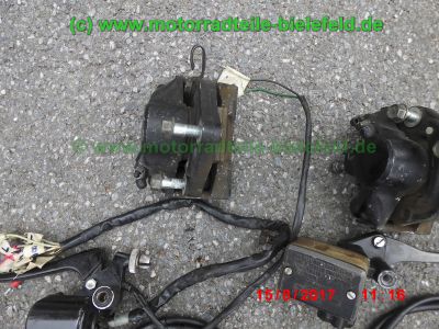 Honda_CB650C_RC05_HH_creme-bordeaux_zerlegt_Sturzbuegel_crash-bars_-_Teile_Ersatzteile_parts_spares_spare-parts_ricambi_repuestos_wie_CB_650_C_RC03_RC08-43.jpg