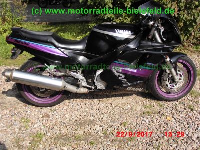 Yamaha_FZR1000_3GM_EXUP_schwarz-lila_144PS_2Hd_HU_06-2019_USD-Gabel_gepflegt_unverbastelt_–_wie_3LE_3LF_3LK-49.jpg