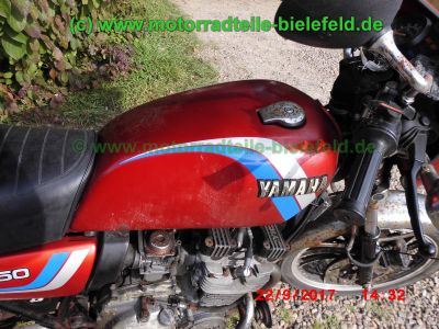 Yamaha_XJ550_4V8_rot_Oldtimer_original_Schuh_Gepaecktraeger_Koffertraeger_Halbschalen-Verkleidung_Windschild_Sturzbuegel_Teile_Ersatzteile_parts_spares_spare-parts_ricambi_repuestos-67.jpg