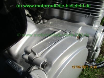 Suzuki_GSX1100G_GV74A_bronze_Kardan-Tourer_WP-Federn_Stahlflex_Weiss_Halbschalen_-Verkleidung_Sturzbuegel_Hepco-Becker_Gepaecktraeger_Koffertraeger_Motor_V718_1127ccm-40.jpg