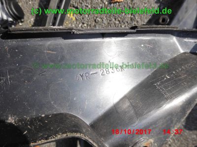 Yamaha_FZS600_Fazer_RJ02_rot_zerlegt_-_Ersatzteile_Teile_parts_spares_spare-parts_ricambi_repuestos_wie_FZ1_FZ6_FZR600R_YZF600R-149.jpg