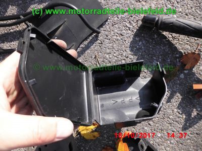 Yamaha_FZS600_Fazer_RJ02_rot_zerlegt_-_Ersatzteile_Teile_parts_spares_spare-parts_ricambi_repuestos_wie_FZ1_FZ6_FZR600R_YZF600R-152.jpg