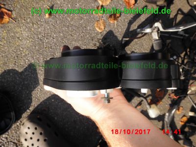 Yamaha_FZS600_Fazer_RJ02_rot_zerlegt_-_Ersatzteile_Teile_parts_spares_spare-parts_ricambi_repuestos_wie_FZ1_FZ6_FZR600R_YZF600R-187.jpg