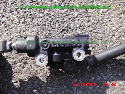 Yamaha_FZS600_Fazer_RJ02_rot_zerlegt_-_Ersatzteile_Teile_parts_spares_spare-parts_ricambi_repuestos_wie_FZ1_FZ6_FZR600R_YZF600R-199.jpg