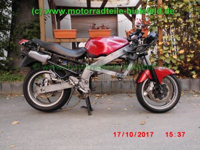 Kawasaki_ZZR600_ZX600D_rot_teilzerlegt_-_Ersatzteile_Teile_parts_spares_spare-parts_ricambi_repuestos_wie_ZZ-R_600_ZX600E_1100_ZXT10_C_D-130.jpg