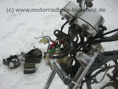 Honda_CM125_CM_125_C_125C_CM125C_Custom_wie_CB_CM_CA_125_Rebel_Rebell_185_200_29.jpg