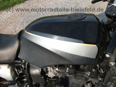 Kawasaki_GPZ900R_grau_goldene_Felgen_ZX900A_ZX900_GPZ_750_900_1000_GPZ750_GPZ900_R_RX_750R_900R_ZX10_54.jpg