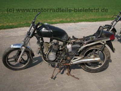 Honda_VF750S_RC07_Sabre_VF_400_500_700_750_VF700_VF750_F_C_700S_750S_Magna_Interceptor_20.jpg