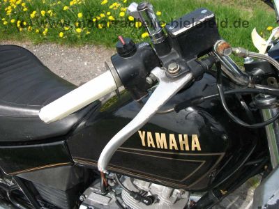 Yamaha_SR125_10F_schwarz_grosse_Scheibe_SR_125_125SE_SR125SE_47.jpg