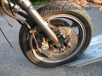 Kawasaki_GPZ900R_ZX900A_GPZ_ZX_900_750_R_A_900R_750R_900A_750A_Frontschaden_26_.jpg