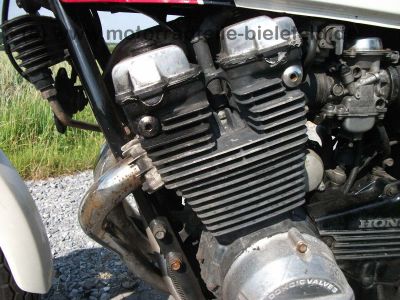 Honda_CBX_550F_PC04_HB_Gepaeckbruecke_CBX_550F2_CBX550_F_F2_Auspuff_1a_Anlasser_neu_18.jpg