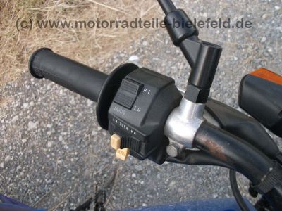 Suzuki_DR125SE_SF44A_blau_2x_Zylinderkopf_DR_GN_GZ_125_S_SE_125S_125SE_SF_43_44_SF43_SF44_A_B_43B_44A_GN125_GZ125_57.jpg