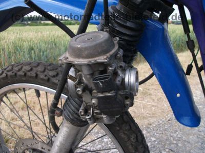 Suzuki_DR125SE_SF44A_blau_2x_Zylinderkopf_DR_GN_GZ_125_S_SE_125S_125SE_SF_43_44_SF43_SF44_A_B_43B_44A_GN125_GZ125_76.jpg