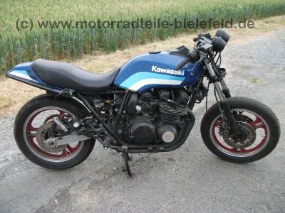 Kawasaki_GPZ750UT_blau_Vollverkleidung_Z_KZ_GPZ_ZX_550_750_ZX750_GPZ750_A_E_UT_750UT_750A_51.jpg