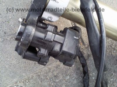 Yamaha_YZF_1000_R1_RN04_Crash_YZF1000_wie_RN01_750_600_R6_R7_68.jpg