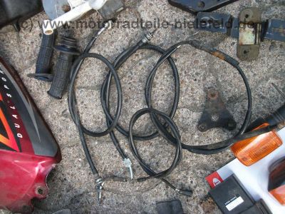 Suzuki_DR_125_SE_SF44A_grau_schwarz_EZ_2000_wie_DR_GN_GZ_125_DR125_GN125_GZ125_S_SE_125SE_125S_18.jpg