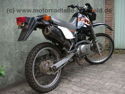 Suzuki_DR_125_SE_SF44A_grau_schwarz_EZ_2000_wie_DR_GN_GZ_125_DR125_GN125_GZ125_S_SE_125SE_125S_62.jpg