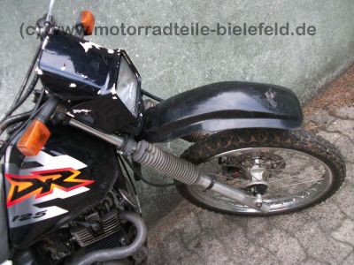 Suzuki_DR_125_SE_SF44A_grau_schwarz_EZ_2000_wie_DR_GN_GZ_125_DR125_GN125_GZ125_S_SE_125SE_125S_66.jpg