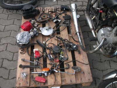 Suzuki_GN_125_SE_NF41A_100_Kmh_Ersatzteile_wie_DR_GN_GZ_125_DR125_GN125_GZ125_S_SE_32.jpg