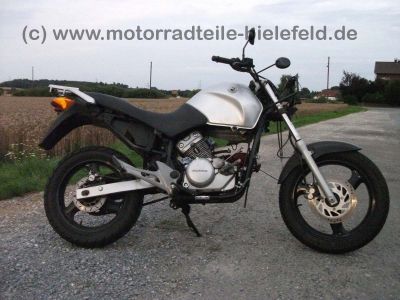 Honda_XL_125V_Varadero_JC32_wie_XL_VT_125C_125_VT125_C_C2__V_JC29_JC31_55.jpg