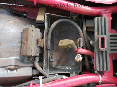 Yamaha_XJ_600_600S_Diversion_4BR_rotschwarz_wie_XJ_YX_XY_600_XJ600_XJ600S_89.jpg