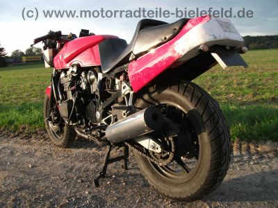 Kawasaki_GPX_600R_rot_und_blau_Gepaecktraeger_Heckumbau_wie_GPZ_GPX_ZZR_ZX_600_A_B_C_D_R_71.jpg