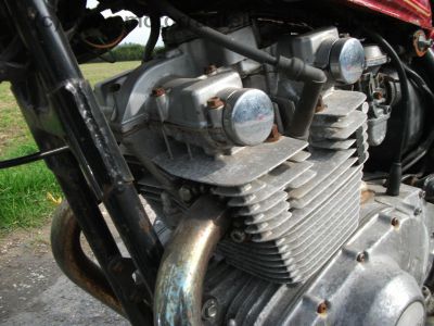 Suzuki_GS_450L_rot_Chopper_wie_GS_400_450_GS400_GS450_E_S_ST_L_T_G_31.jpg