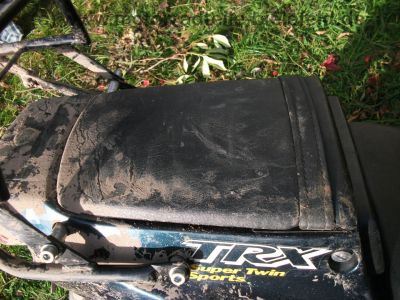 Yamaha_TRX_850_4UN_gruen_1999_Stahlflex_Gepaecktraeger_wie_XTZ_750_3LD_TDM_850_3VD_4TX_900_TRX850_103.jpg