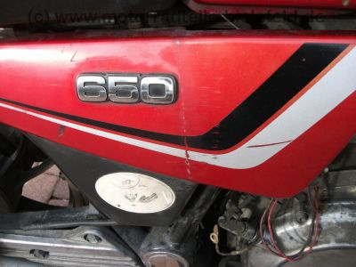 Yamaha_XJ_650_4K0_rot_KONI_Krauser_Hepco_und_Becker_Extras_-_wie_XJ_400_550_650_700_750_SECA_11M_MAXIM_4H7_120.jpg