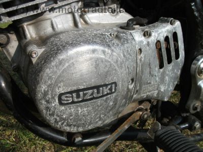 Suzuki_GN_400_D_Chopper_rot_Einzylinder_Gepaecktraeger_wie_GN_DR_125_250_400_SP_370_LS_650_Savage_35.jpg