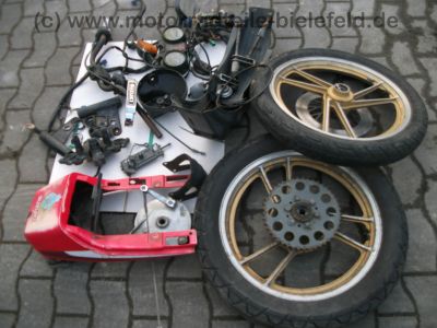 Suzuki_GSX_400_E_GK51C_zerlegt_Teile_Raeder_Tacho_-_wie_GSX_250_400_450_E_GK53C_GJ53B_4.jpg