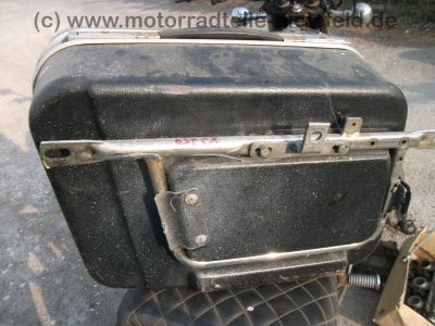 Yamaha_XS_750_1T5_Koffertraeger_SCHUH_MOTAD_Auspuff_3in1KONI_-_wie_GX_XS_650_850_1100_SE_D_E_SP_F_SF_35.jpg