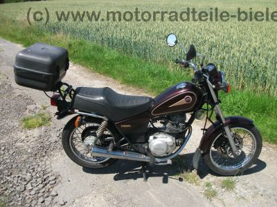 Yamaha_SR_125_SE_10F_weinrot_Gepaecktraeger_Topcase_2__Motor_-_wie_SR_XT_125_250_54.jpg