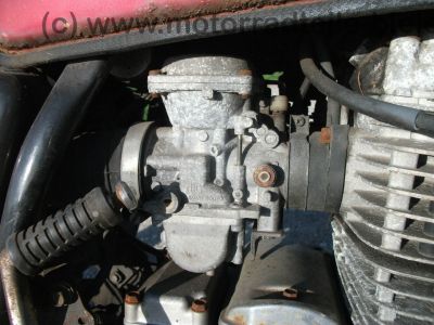 Yamaha_XS_400_2A2_rotbraun_Twin_-_wie_3N7_XS_250_1U5_XS_360_1U4_XS_400_SE_4G5_76.jpg